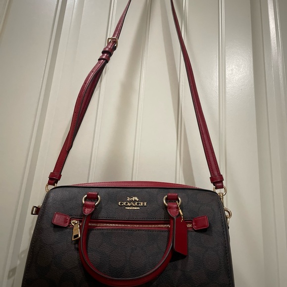 Coach purse - Picture 2 of 3